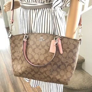 Coach Small Kelsey in Khaki and Petal